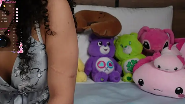 Victoria_Curly's cam snapshot