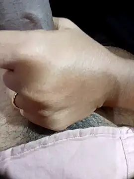 Priyankacam's cam snapshot