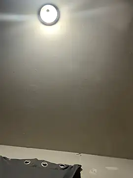 Tishrella6's cam snapshot