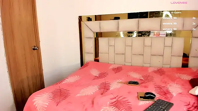 Nicol_ofi24 live sex cam