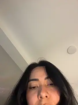 PetitLumiere live sex cam