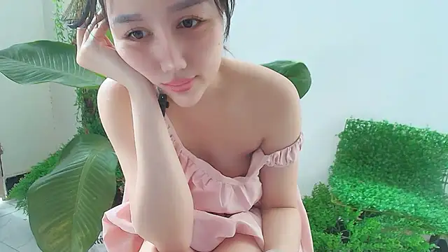 Mie_baby2k live sex cam
