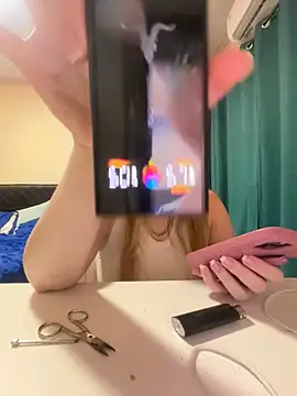 SafadaJS live sex cam