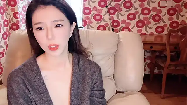 Agelin- live sex cam