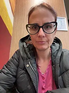 NataKitten live sex cam