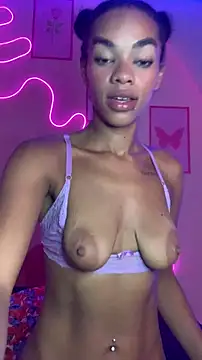 Cammgirlmii live sex cam