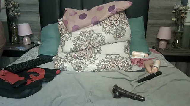 BigButt-MomJ75 live sex cam