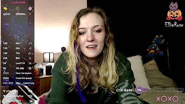 EllieeRose live sex cam