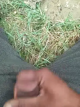 FinableKnee live sex cam