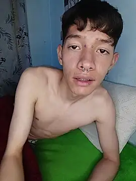heyy_noah11 live sex cam