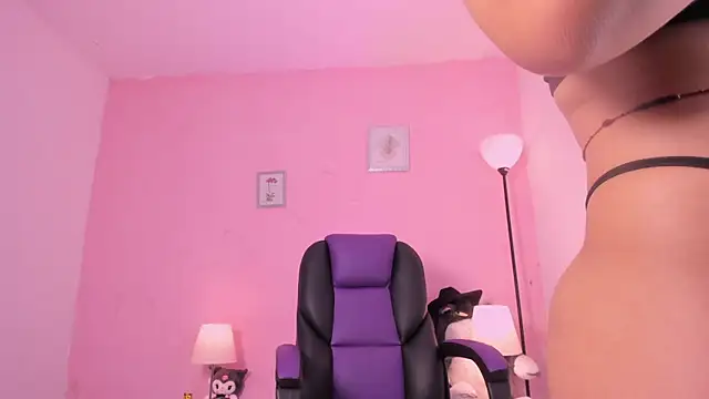 LiaaMoretzz live sex cam