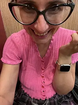 NataKitten live sex cam