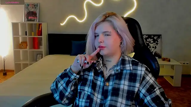 shadow__purrr's cam snapshot