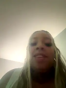 DiamondBlaz3's cam snapshot