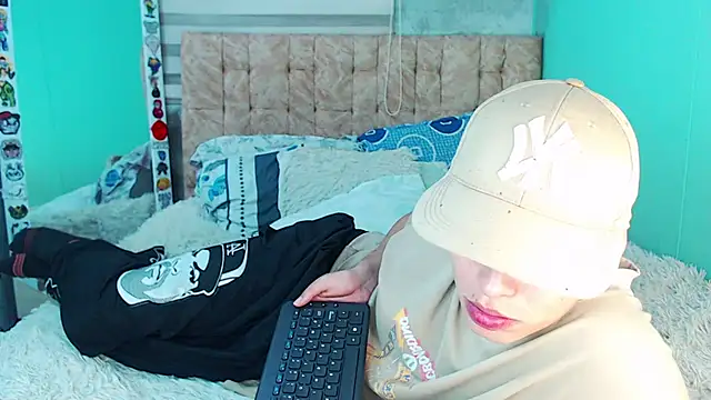 _justinmoon2 live sex cam