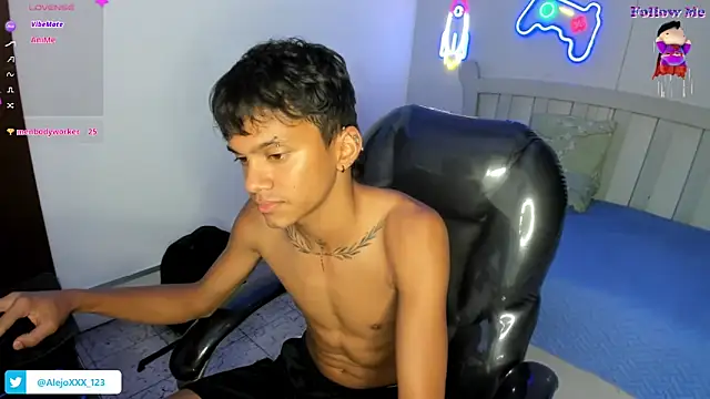 loistwink_ live sex cam