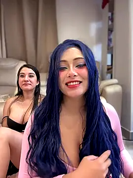 seraphine23 live sex cam