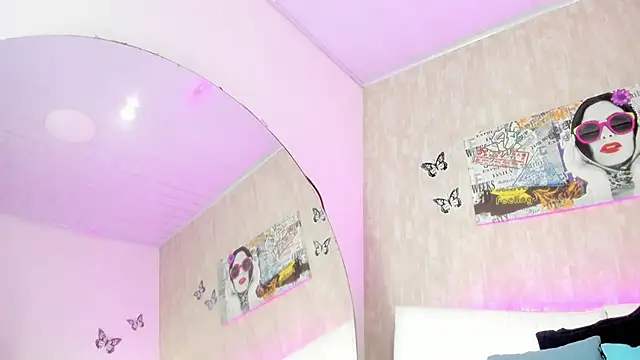 Strella_ferrera live sex cam