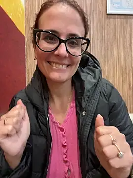 NataKitten live sex cam