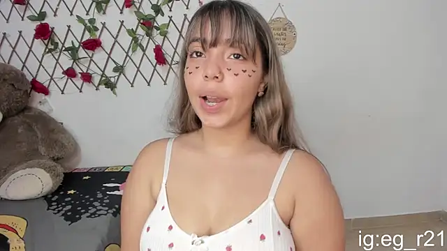 emma_grays2 live sex cam