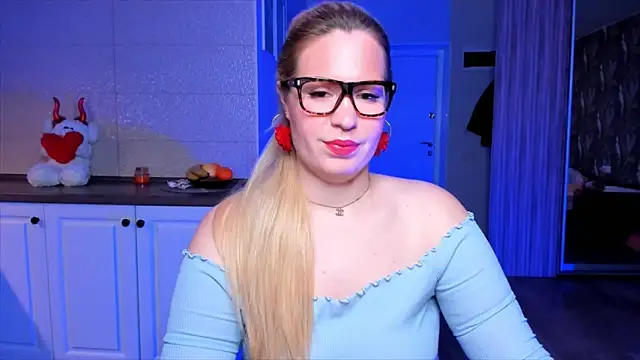 HotTiffani live sex cam