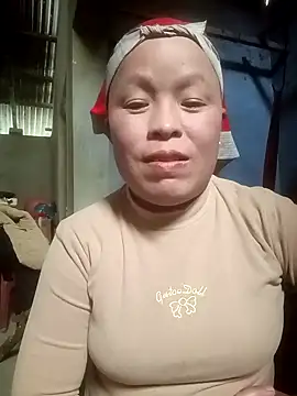 Lyly-baby's cam snapshot