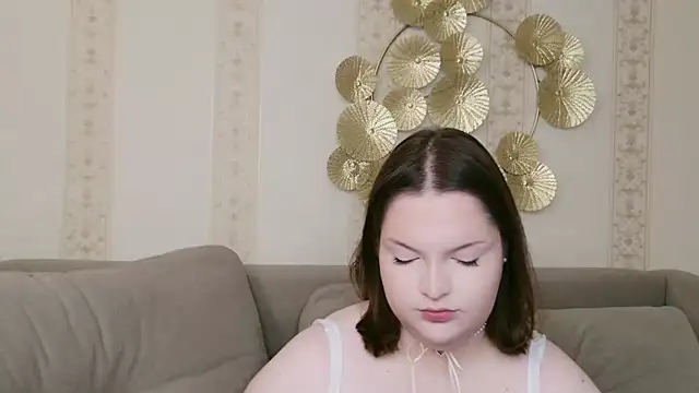 Vanessa_Resie's cam snapshot