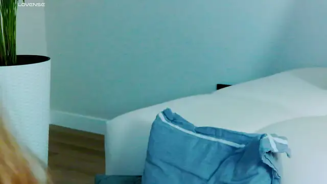 Miss_Magic_Eyes_ live sex cam