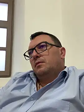 Mike8523's cam snapshot