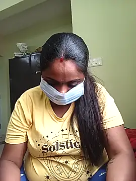 queendivya's cam snapshot