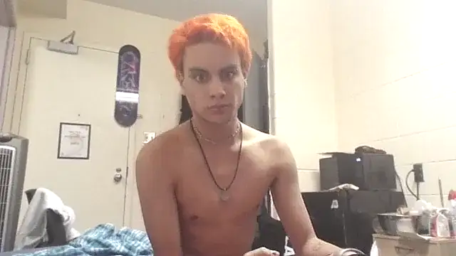 ultrasky220's cam snapshot