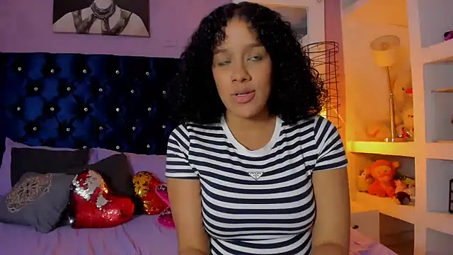 vanesasexyhot21's cam snapshot