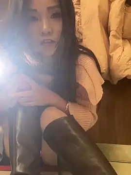 luna-sisi live sex cam