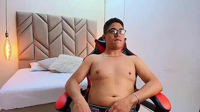 DanteVoss's cam snapshot