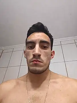 TommyMomentum's cam snapshot