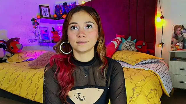 alisson_zafiro_'s cam snapshot