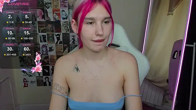 EvelinaLuu's cam snapshot