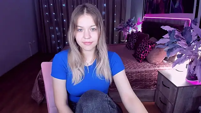 SimaHeaven's cam snapshot