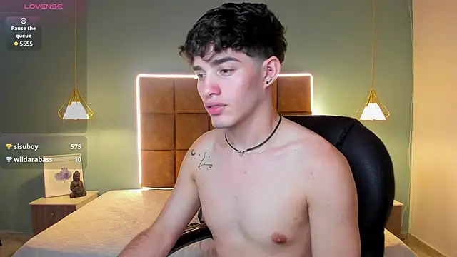 AlejooTwink live sex cam