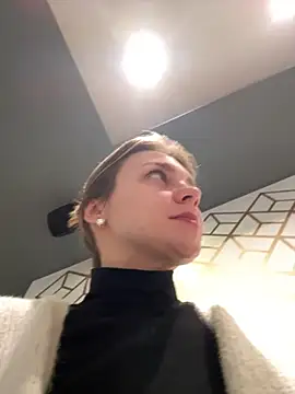 ValenciaShock live sex cam