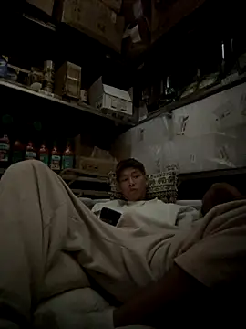 linh21107 live sex cam