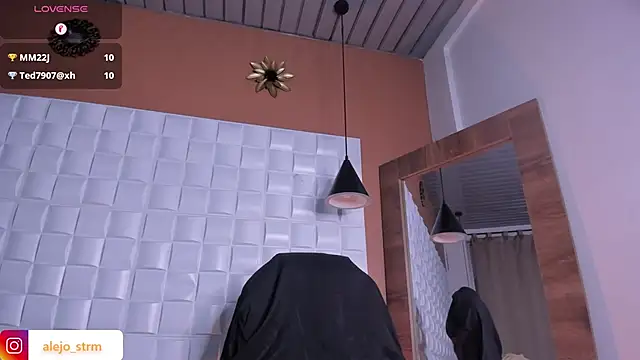 AlejandroStormm live sex cam