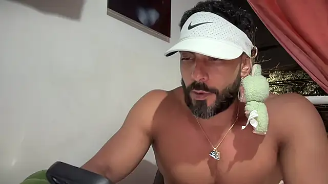 romeolovedark live sex cam