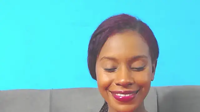 Aliis_Love's cam snapshot