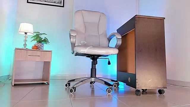 ArchieCollins live sex cam