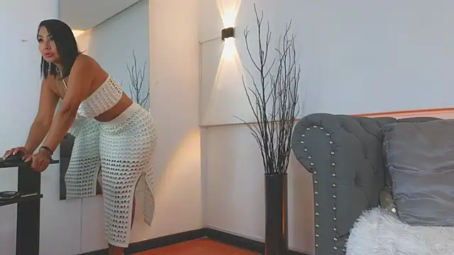 almaa_18's cam snapshot