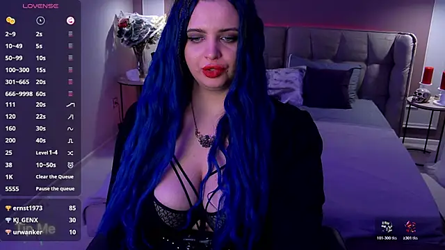 Miss_Maya_Mils live sex cam