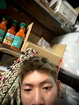 linh21107 live sex cam