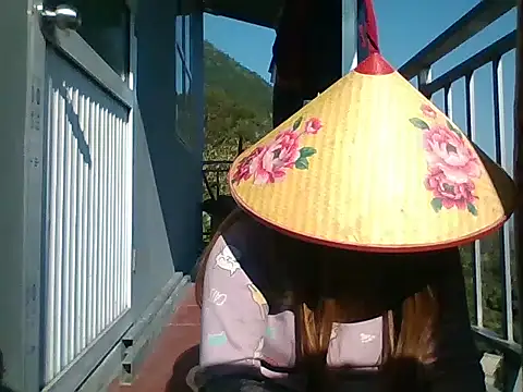 Mainay0033 live sex cam