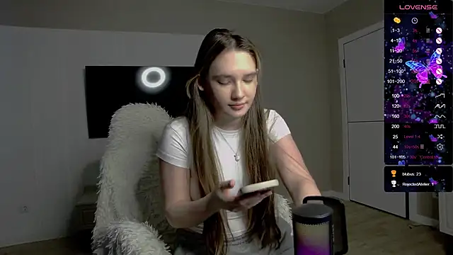 Holly_Molii live sex cam